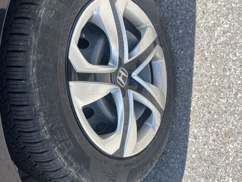 Used 2017 Honda Civic LX image 9
