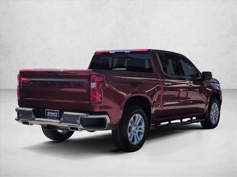 Used 2023 Chevrolet Silverado 1500 LTZ AWD/4WD image 5