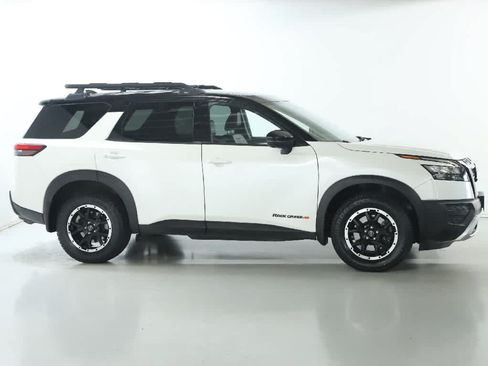 Used 2023 Nissan Pathfinder Rock Creek AWD/4WD image 11
