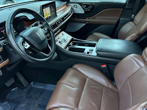 Used 2020 Lincoln Aviator Reserve w/ Equipment Group 202A AWD/4WD image 9