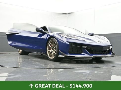 Used 2025 Chevrolet Corvette Z06 w/ Z07 Performance Package image 68