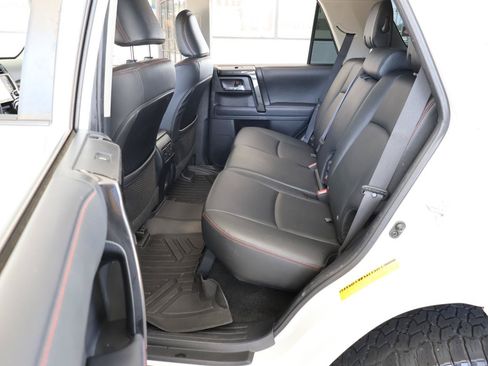 Used 2021 Toyota 4Runner TRD Off-Road Premium w/ Moonroof Package AWD/4WD image 21