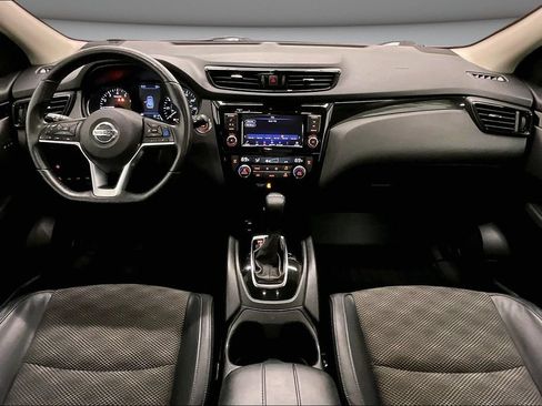 Used 2022 Nissan Rogue Sport SV w/ Technology Package AWD/4WD image 7