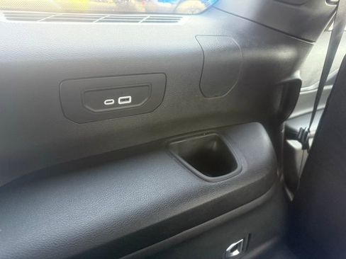 Certified 2024 Jeep Grand Cherokee L Altitude image 40