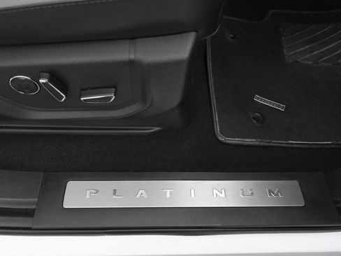 Used 2019 Ford F450 Platinum w/ Platinum Ultimate Package image 38