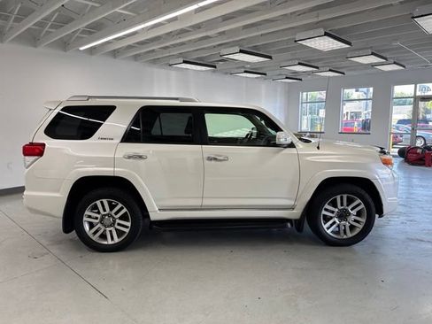 Used 2012 Toyota 4Runner Limited AWD/4WD image 15