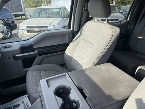 Used 2015 Ford F150 XLT w/ Equipment Group 301A Mid image 8