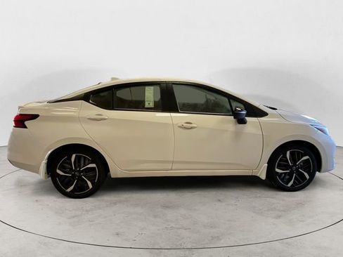 New 2025 Nissan Versa SR w/ Trunk Package image 6