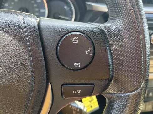 Used 2014 Toyota Corolla LE FWD image 17