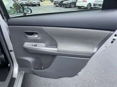 Used 2012 Toyota Prius V Two FWD image 23