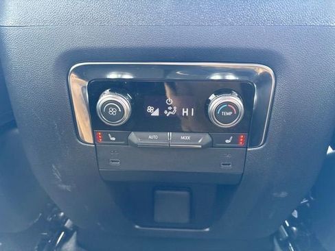 New 2026 GMC Yukon XL Denali image 19