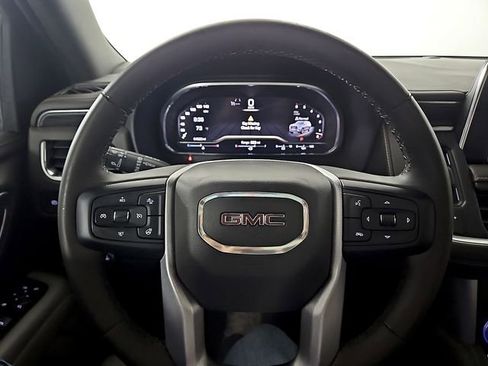 Used 2023 GMC Yukon XL SLT w/ SLT Premium Package RWD image 22