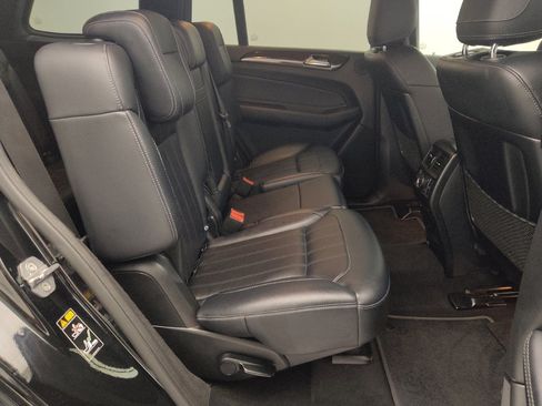 Used 2019 Mercedes-Benz GLS 450 4MATIC w/ Premium 1 Package image 19