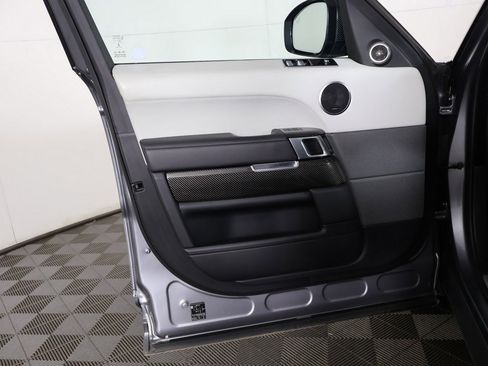 Used 2022 Land Rover Range Rover Sport SVR image 27