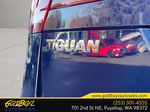 Used 2021 Volkswagen Tiguan S image 33