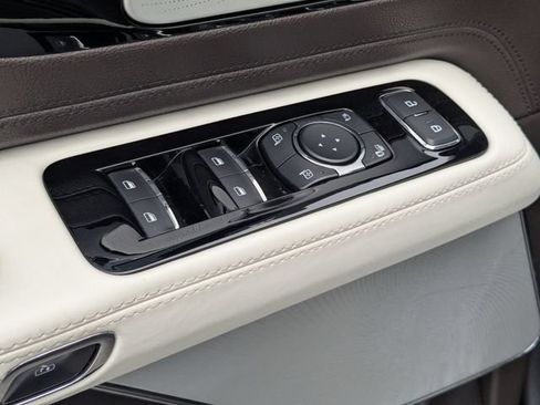 Used 2021 Lincoln Aviator Black Label w/ Dynamic Handling Package AWD/4WD image 11