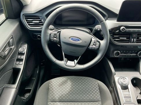 Used 2025 Ford Escape Active w/ Cold Weather Package FWD image 23