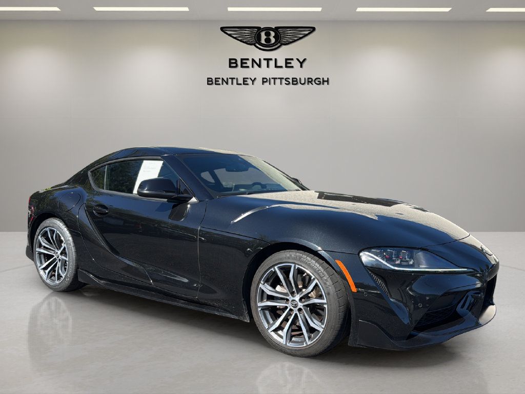 Used 2021 Toyota Supra w/ Safety & Technology Package RWD image 3