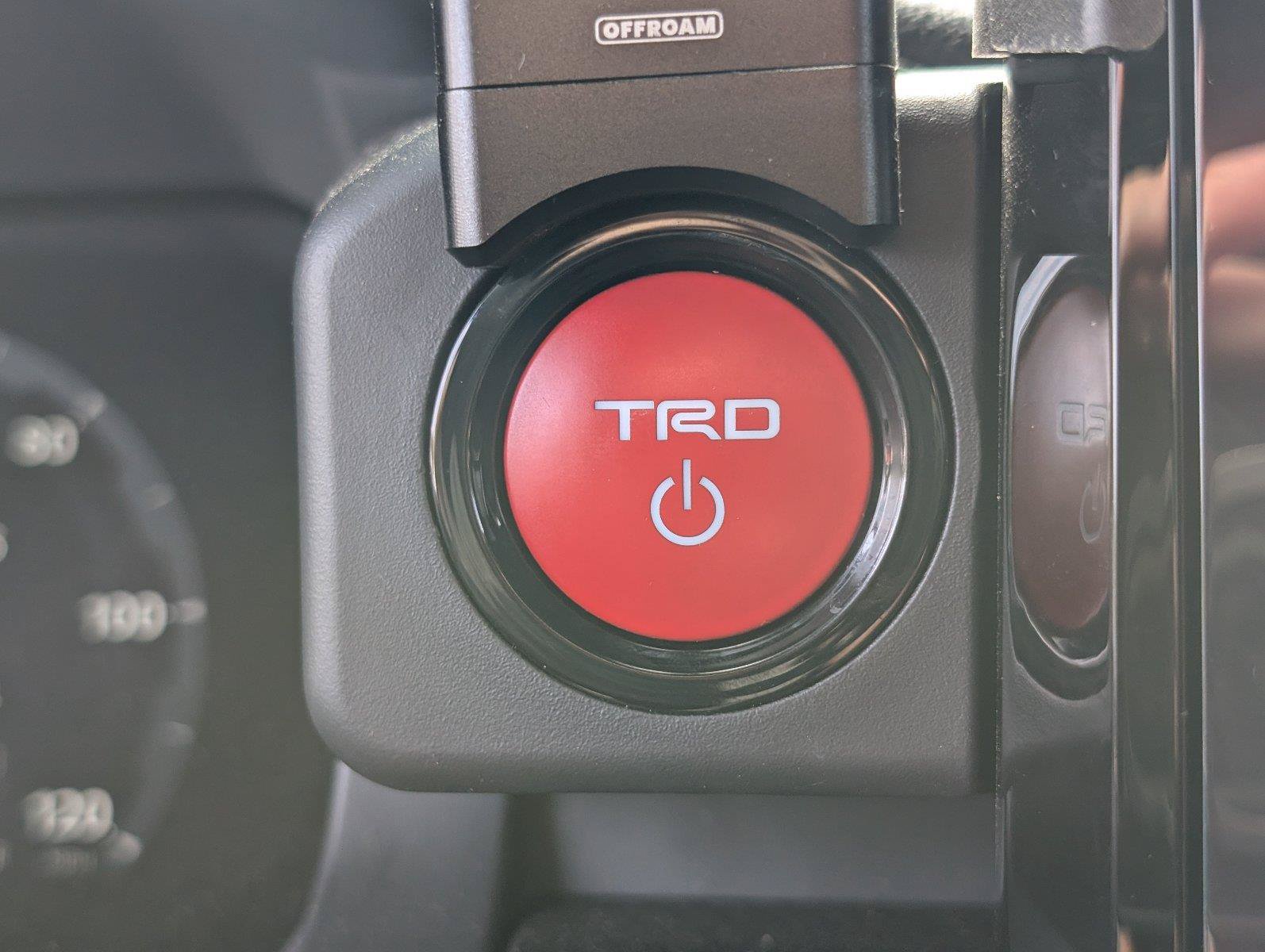 Used 2025 Toyota Tacoma TRD Pro AWD/4WD image 28