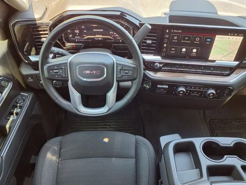 Used 2025 GMC Sierra 1500 Elevation AWD/4WD image 6