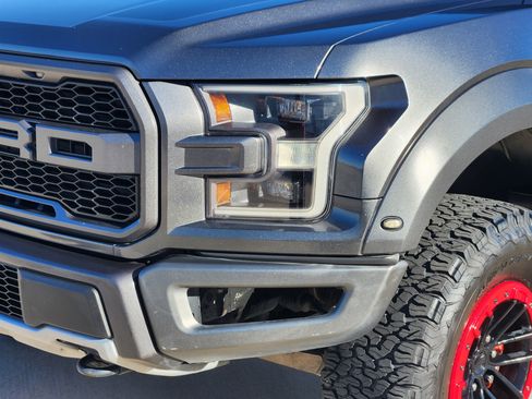 Used 2018 Ford F150 Raptor w/ Equipment Group 802A Luxury image 8