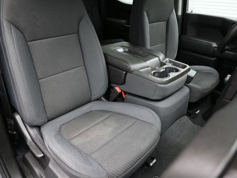 Used 2019 Chevrolet Silverado 1500 Custom Trail Boss AWD/4WD image 37