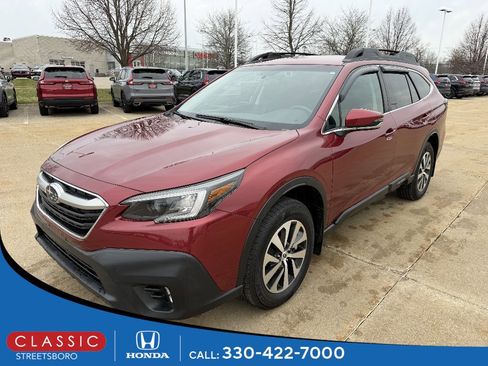 Used 2020 Subaru Outback Premium image 1