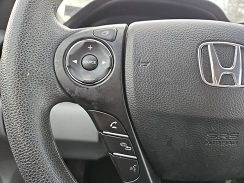 Used 2015 Honda Accord LX image 24