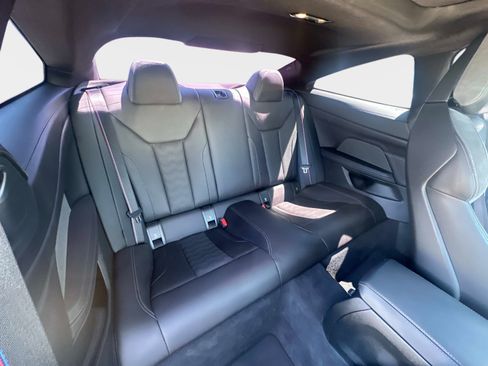 Used 2021 BMW M4 Competition w/ Executive Package RWD image 8