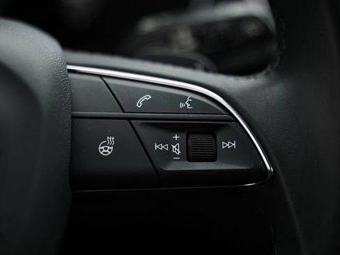 Used 2023 Audi Q5 e Premium Plus image 34