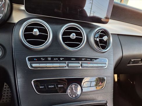 Used 2019 Mercedes-Benz C 300 Cabriolet image 18