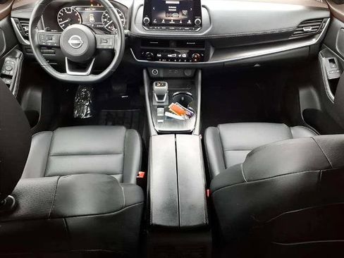 Used 2023 Nissan Rogue SV w/ SV Premium B Package image 10