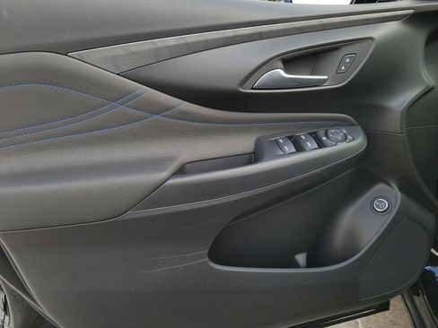 New 2026 Buick Envista Sport Touring image 17