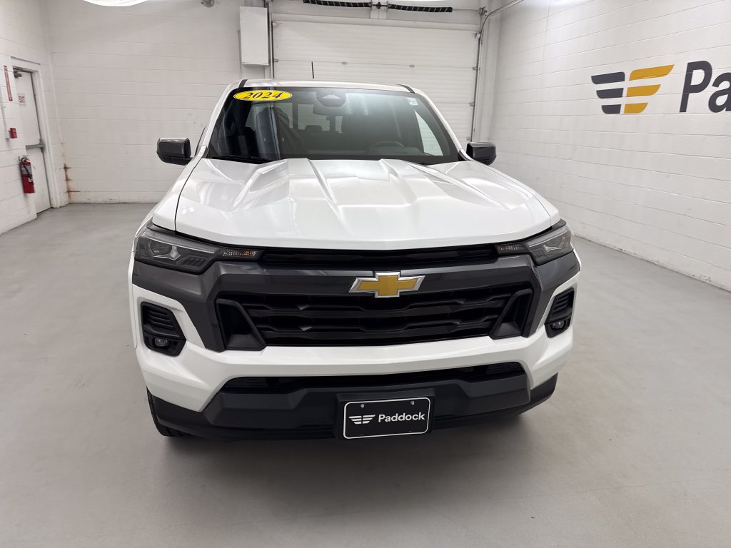 Used 2024 Chevrolet Colorado LT w/ LT Convenience Package III RWD image 12