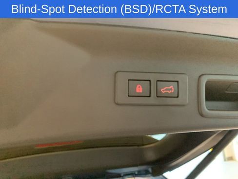 Certified 2025 Subaru Forester Premium image 16