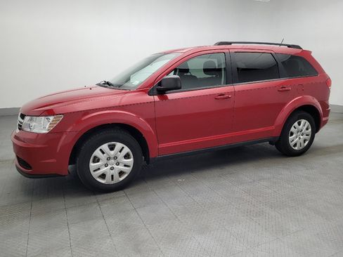 Used 2018 Dodge Journey SE FWD image 2