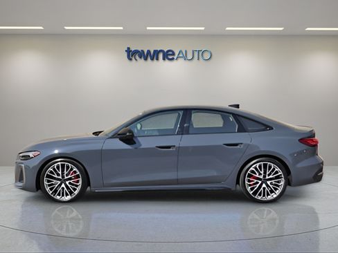 Used 2025 Audi S5 Prestige AWD/4WD image 4
