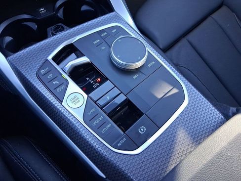 Used 2025 BMW M440i Coupe image 27