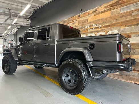 Used 2016 Jeep Wrangler Unlimited Rubicon w/ Connectivity Group AWD/4WD image 26