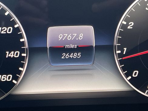 Used 2019 Mercedes-Benz E 450 Cabriolet image 36