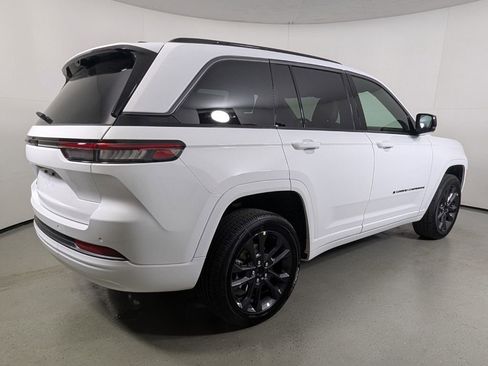 New 2026 Jeep Grand Cherokee Limited AWD/4WD image 8