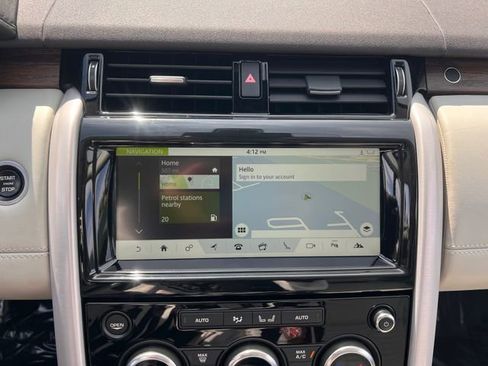Used 2017 Land Rover Discovery HSE Luxury AWD/4WD image 25