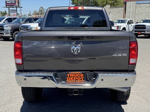 Used 2015 RAM 2500 Tradesman w/ Chrome Appearance Group AWD/4WD image 6