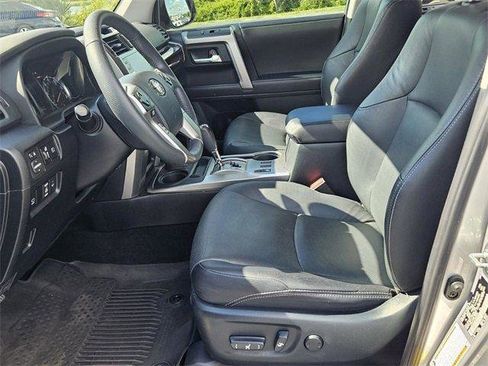 Used 2022 Toyota 4Runner Limited image 9