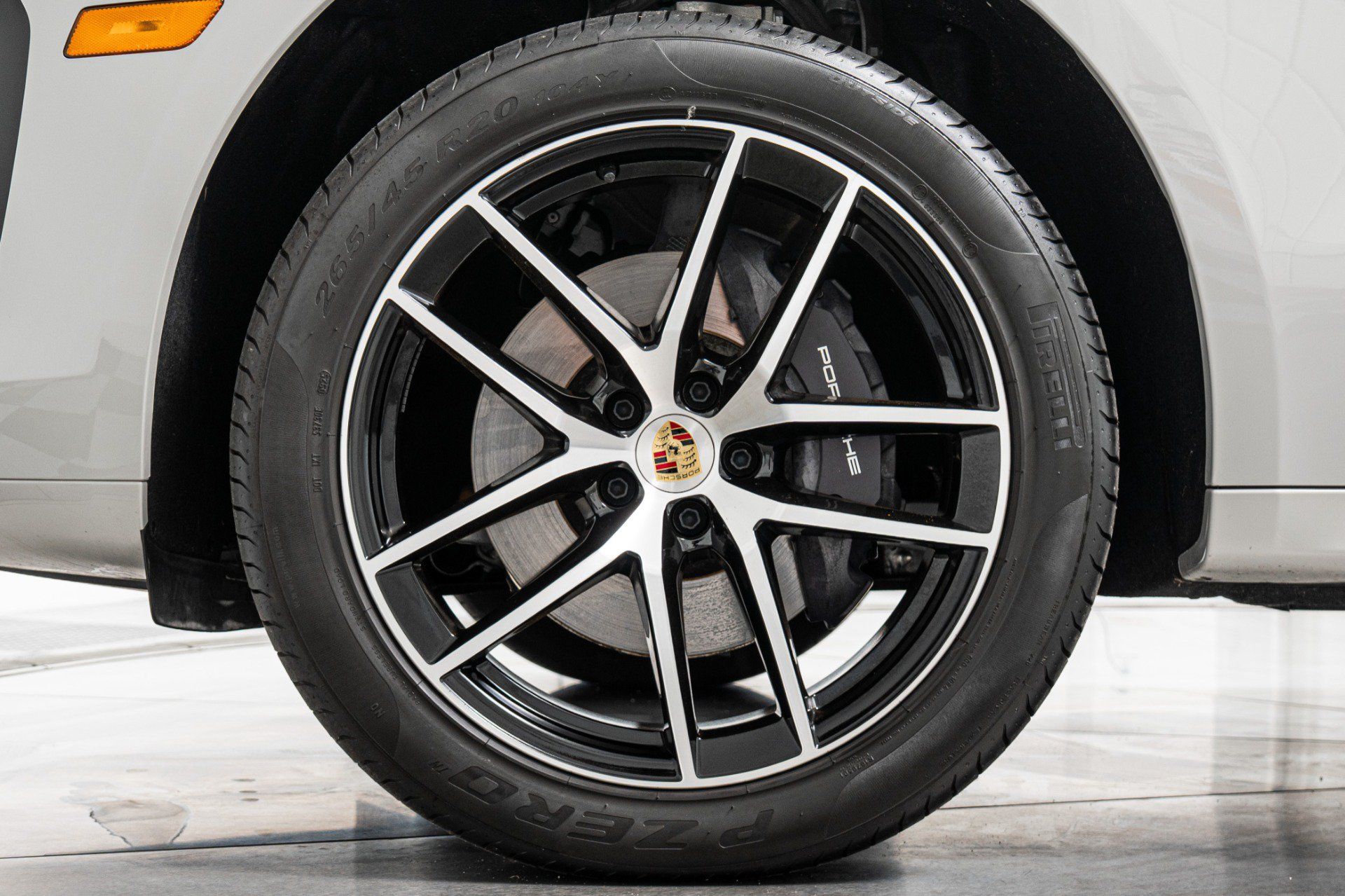 Used 2026 Porsche Macan AWD/4WD image 10