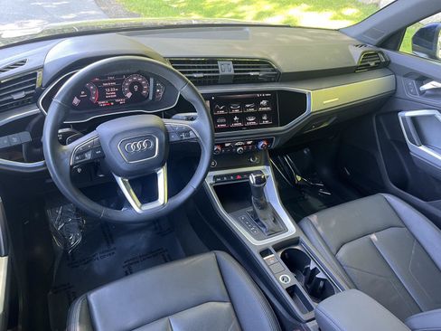 Used 2023 Audi Q3 2.0T Premium AWD/4WD image 17