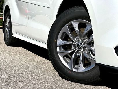 New 2026 Toyota Sienna XLE