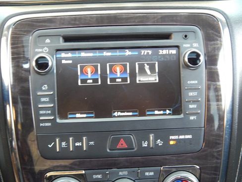 Used 2015 Buick Enclave Premium w/ Trailering Package AWD/4WD image 16