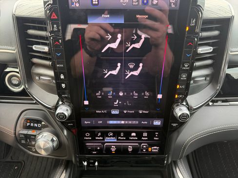 Used 2025 RAM 1500 Limited AWD/4WD image 20