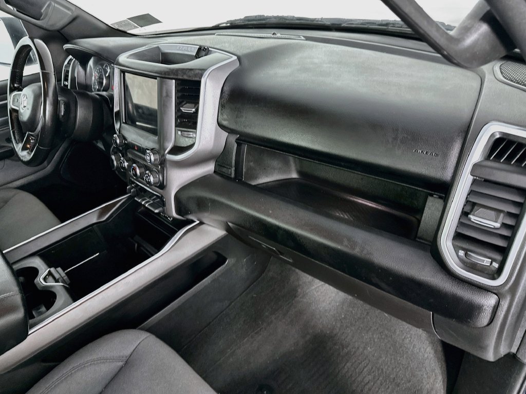 Used 2021 RAM 1500 Big Horn AWD/4WD image 30